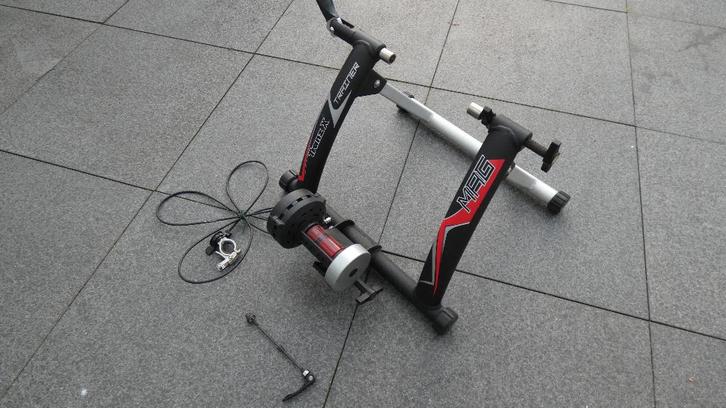fietstrainer, Sport en Fitness, Fitnessmaterialen, Gebruikt, Overige typen, Benen, Ophalen