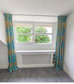 4 gordijnen turquoise met goud, Huis en Inrichting, Stoffering | Gordijnen en Lamellen, Ophalen of Verzenden, Zo goed als nieuw