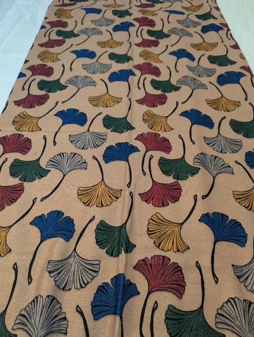 Caracciolo kasjmier en wol sjaal, Kleding | Dames, Mutsen, Sjaals en Handschoenen, Nieuw, Sjaal, Maat 46/48 (XL) of groter, Ophalen of Verzenden