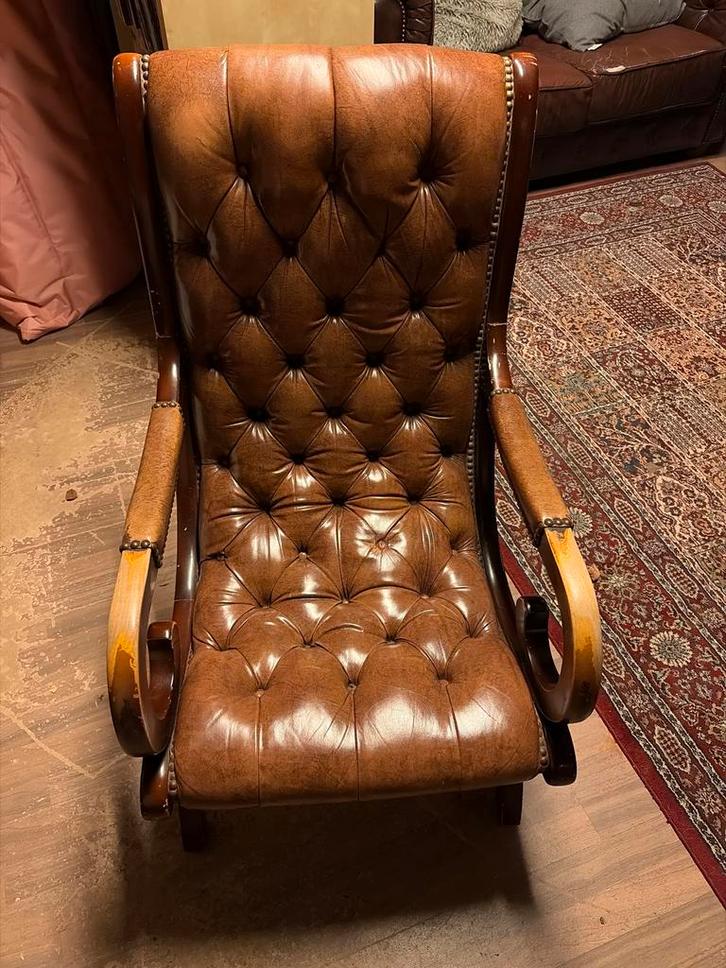 Oud Engelse Stoel - Comfortabel!, Huis en Inrichting, Fauteuils, Gebruikt, Hout, 50 tot 75 cm, Minder dan 75 cm, Ophalen