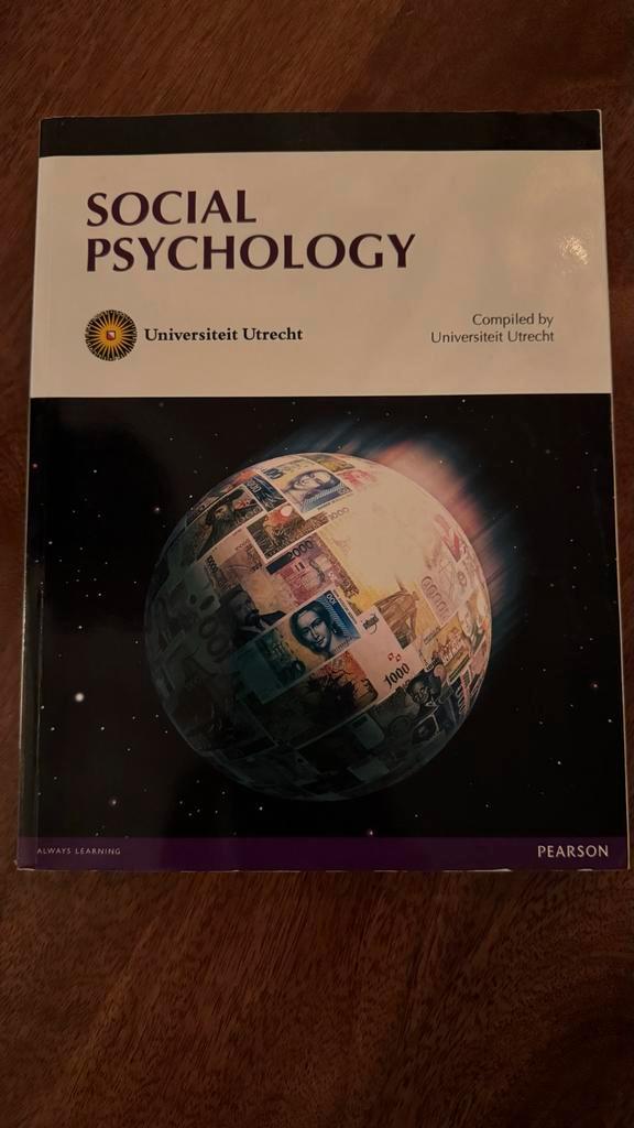 Social Psychology Leerboek - Universiteit Utrecht, Boeken, Studieboeken en Cursussen, Gelezen, WO, Gamma, Ophalen of Verzenden