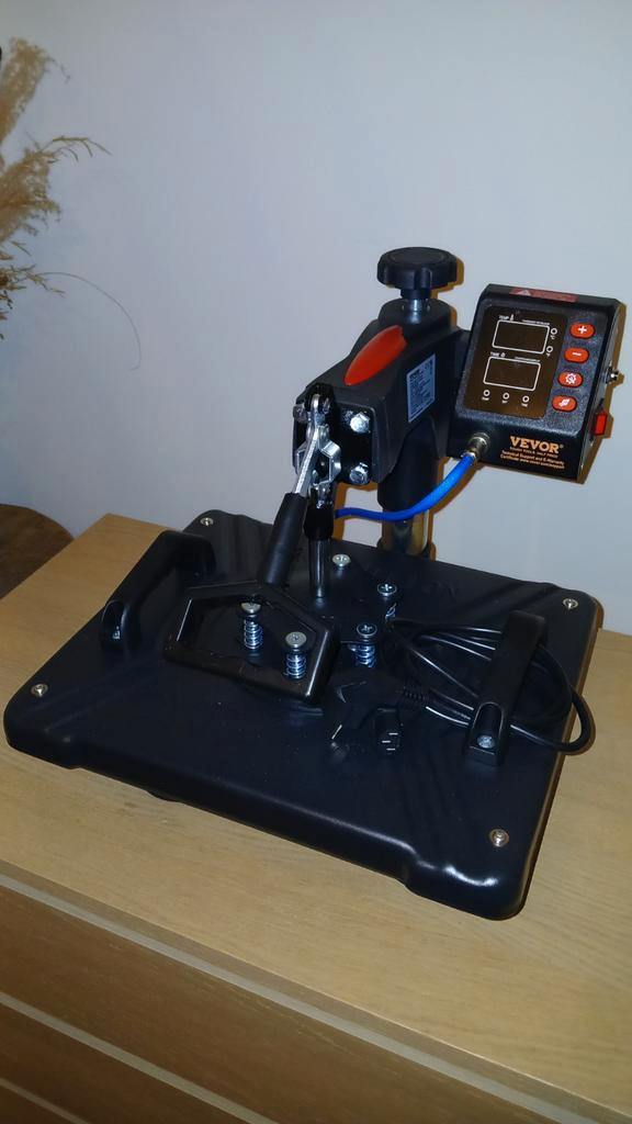 Warmtepers / Transferpers te huur eigen logo bedrukken, Doe-het-zelf en Verbouw, Overige Doe-het-zelf en Verbouw, Zo goed als nieuw