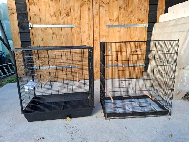 Vogelkooien, broedhokjes en papegaaien kooi, Dieren en Toebehoren, Vogels | Hokken en Kooien, Zo goed als nieuw, Vogelkooi, Metaal