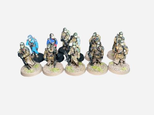 Warhammer 40K Forge World Astra Militarum Krieg Guardsmen, Hobby en Vrije tijd, Wargaming, Zo goed als nieuw, Warhammer, Figuurtje(s)
