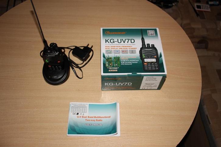 Wouxun KG-UV7D Dualband VHF en UHF, Telecommunicatie, Portofoons en Walkie-talkies, Zo goed als nieuw, Portofoon of Walkie-talkie