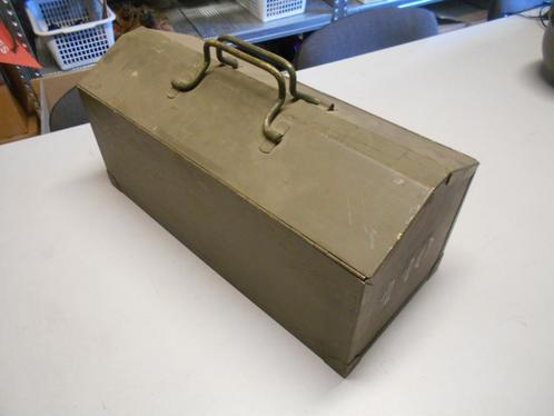 Gereedschapskist Leger oud model hoog, Verzamelen, Militaria | Algemeen, Landmacht, Kleding of Schoenen, Nederland, Ophalen of Verzenden