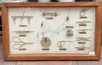 Grote wandvitrine met scheepsknopen nr 2 *floor epe*, Verzamelen, Scheepvaart, Ophalen