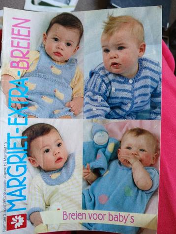 Breien voor baby's beschikbaar voor biedingen