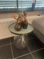 Bijzettafel met glazen voet, Huis en Inrichting, Tafels | Bijzettafels, Minder dan 55 cm, Rond, Ophalen, 45 tot 60 cm