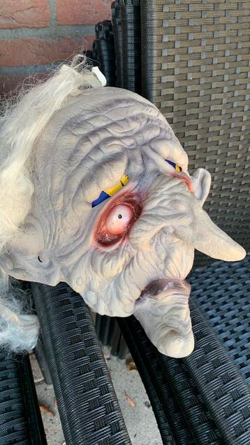 Masker beschikbaar voor biedingen