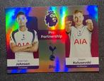 Tops Prem. League 25/26 PRO PARTNERSHIP JOHNSON/KULUSEVSKI, Ophalen of Verzenden, Zo goed als nieuw, Plaatje