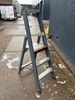 Altrex Falco trap 3-trees, Doe-het-zelf en Verbouw, Ophalen of Verzenden, Zo goed als nieuw, Minder dan 2 meter