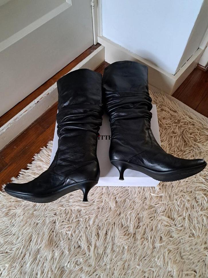 Elegante zwarte leren laarzen  - maat 39 - Dick Boons, Kleding | Dames, Schoenen, Zo goed als nieuw, Hoge laarzen, Zwart, Ophalen of Verzenden