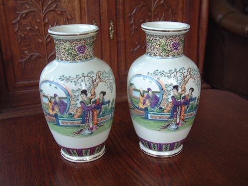 2 vintage vazen vaas Chinees of Japans kastvazen, Huis en Inrichting, Woonaccessoires | Vazen, Overige kleuren, Minder dan 50 cm