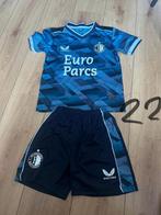 Kinder voetbal tenue maat 22, Ophalen of Verzenden, Zo goed als nieuw, Handschoenen