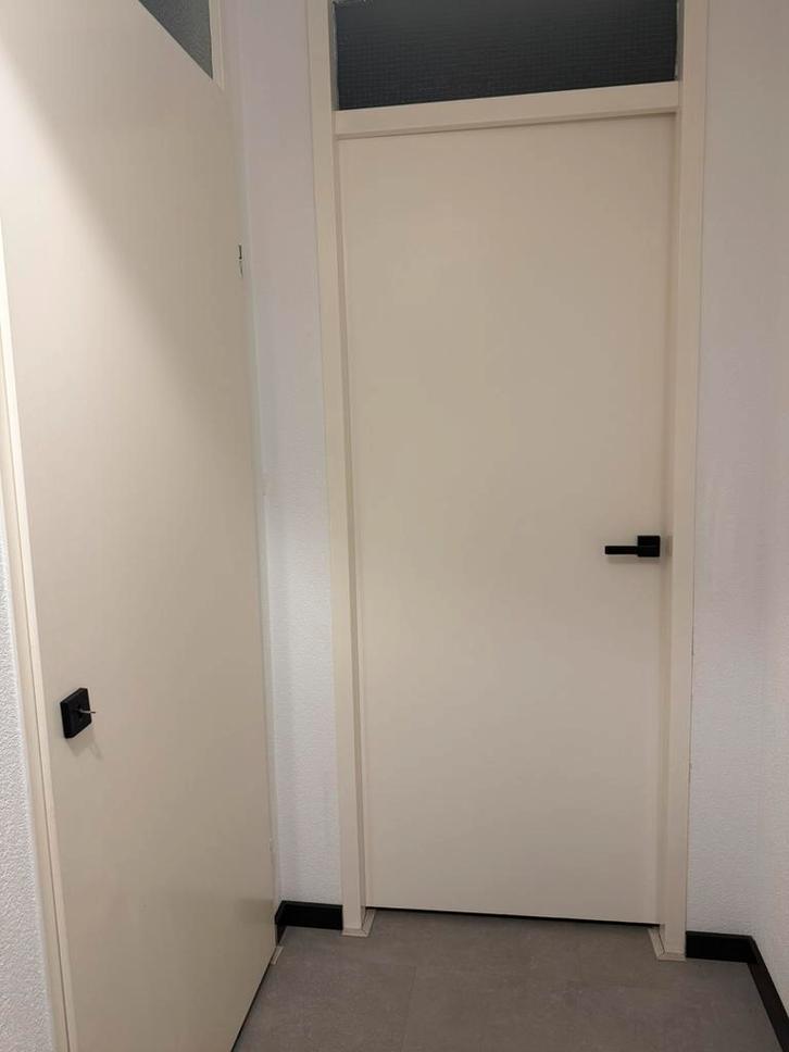 Binnendeuren 211.5 x 83, Doe-het-zelf en Verbouw, Deuren en Horren, Zo goed als nieuw, Binnendeur, 200 tot 215 cm, 80 tot 100 cm