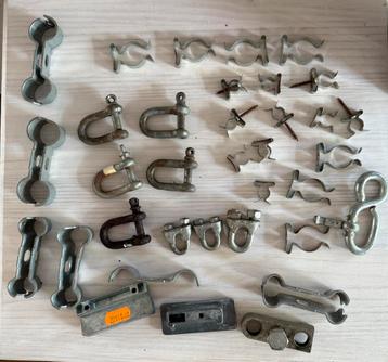 Hang en sluitwerk, grote hoeveelheid in 1 koop beschikbaar voor biedingen