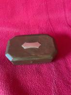 Oude koperen tabaksdoos met zilveropleg uit jaren 30, Antiek en Kunst, Antiek | Koper en Brons, Ophalen of Verzenden, Koper