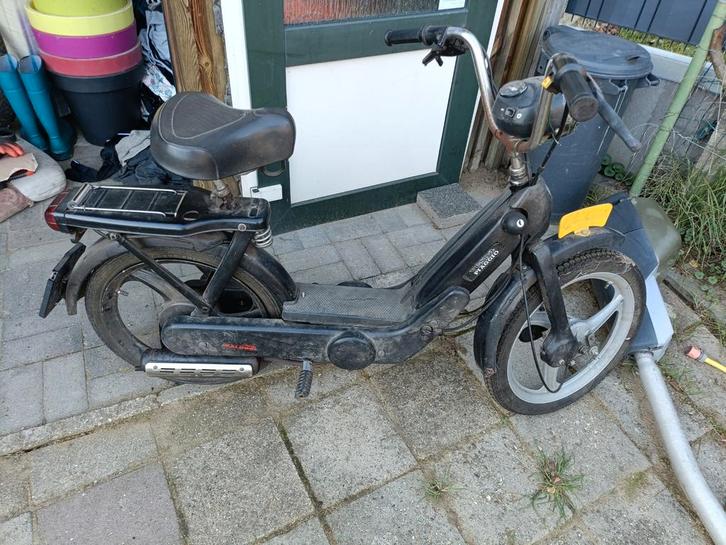 Vespa Ciao 45kmh geel bromfiets kenteken opknapper (si bravo, Fietsen en Brommers, Brommers | Vespa, Gebruikt, Ophalen