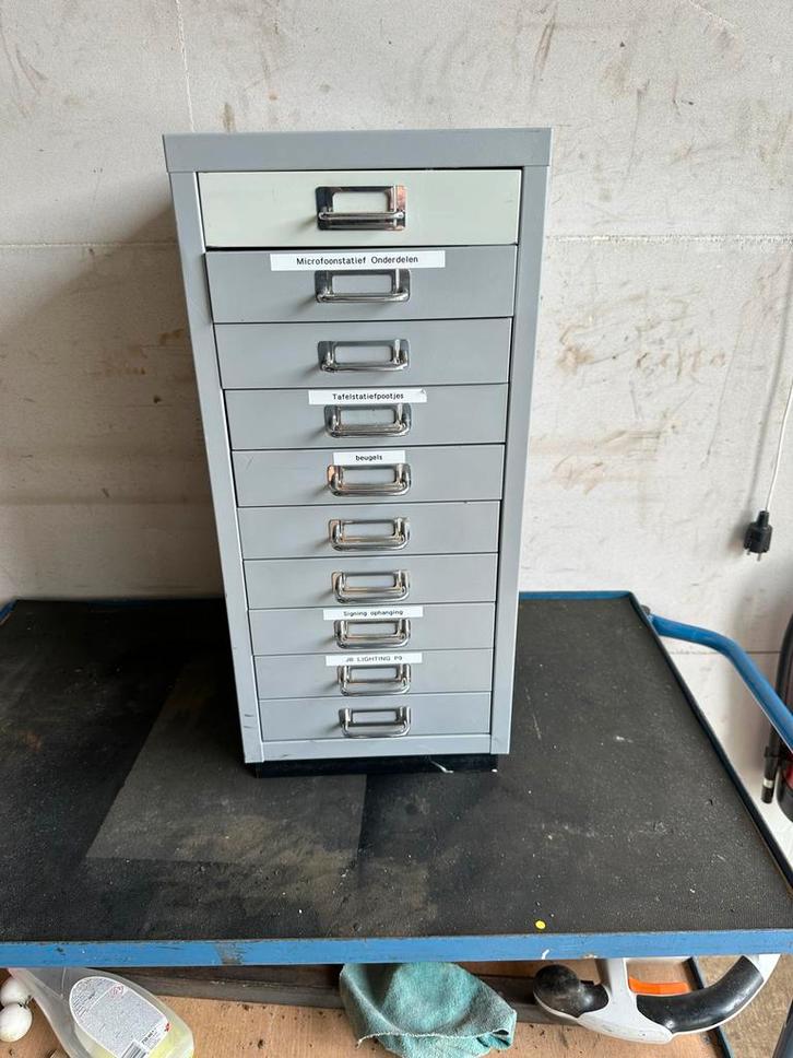 Vintage Bisley Ladekastje Metaal 69x28x44, Huis en Inrichting, Kasten | Ladekasten, Gebruikt, Ophalen of Verzenden