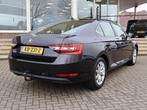 Skoda Superb 1.6 TDI DSG + TREKHAAK | CANTON AUDIO | STOELVE, Auto's, Gebruikt, 4 cilinders, Zwart, Origineel Nederlands