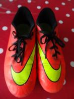voetbalschoenen nike, 38,5, Sport en Fitness, Voetbal, Ophalen of Verzenden, Gebruikt, Schoenen