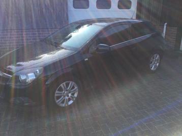 Opel Astra 1.6 16V GTC 85KW 2007 Zwart beschikbaar voor biedingen