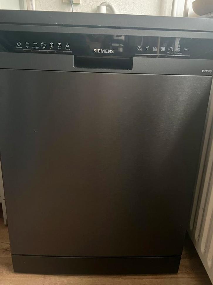 Siemens vaatwasser vrijstaand - 2jr oud, zeer goede staat, Witgoed en Apparatuur, Vaatwasmachines, Zo goed als nieuw, Minder dan 85 cm
