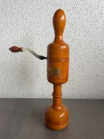 Antieke vintage handmatig massageapparaat van hout, Ophalen of Verzenden, Zo goed als nieuw
