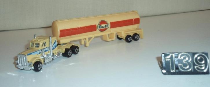 Te koop modelauto Peterbild - trekker tankoplegger -Gulf, Verzamelen, Automerken, Motoren en Formule 1, Gebruikt, Auto's, Ophalen of Verzenden