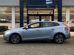 Volvo V40 2.0 T2 Nordic+ / NL-Auto / Dealer-Onderhouden / St, Voorwielaandrijving, 65 €/maand, Gebruikt, Euro 6