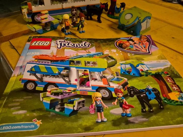 Lego friends Mia's Camper 41339, Kinderen en Baby's, Speelgoed | Duplo en Lego, Zo goed als nieuw, Lego, Complete set, Ophalen of Verzenden