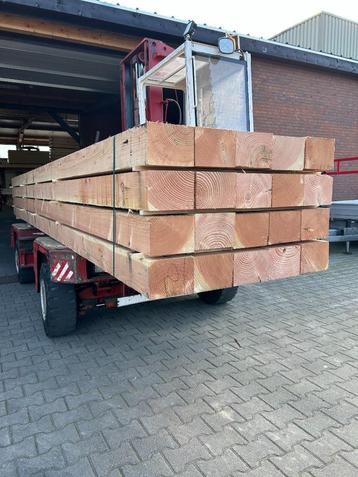 Douglas fijn bezaagd 150x200 | 15x20 Balken Liggers Palen beschikbaar voor biedingen