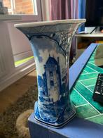 Delfts Blauwe Vaas met Kasteel, Ophalen of Verzenden