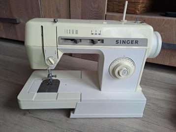 Singer Naaimachine  beschikbaar voor biedingen