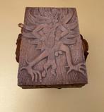 Houten doosje met Garuda snijwerk, Ophalen of Verzenden
