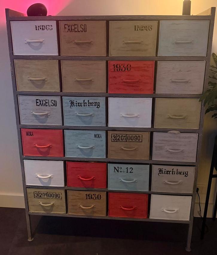 Stalen gekleurde kast, Huis en Inrichting, Kasten | Ladekasten, Gebruikt, 150 tot 200 cm, 100 tot 150 cm, 25 tot 50 cm, 5 laden of meer