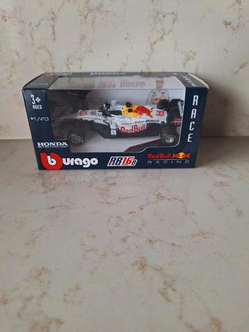 Red Bull Formule 1 Wagen 1:43 - Burago beschikbaar voor biedingen
