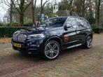 BMW X5 M50D 381pk I Grijs kenteken l 360C l Keramiek l HUD l, Auto's, Gebruikt, Euro 6, 2993 cc, Blauw