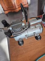 Airbrush compressor met airbrush set, Ophalen of Verzenden, Gebruikt