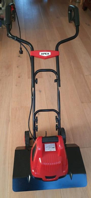APEX tuinfrees TLEG04A beschikbaar voor biedingen