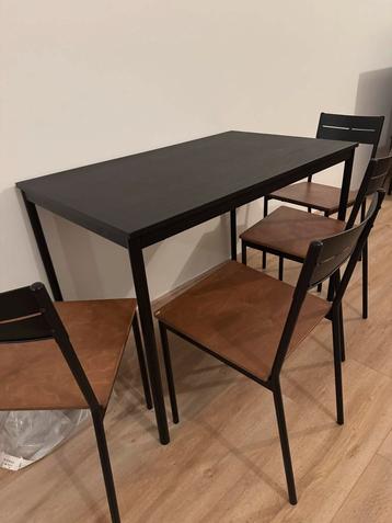Gratis IKEA Eettafel - Alleen ophalen!