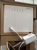 Experia Box V10 - KPN Router, Ophalen of Verzenden, Zo goed als nieuw, Router met modem