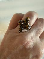 S048/Zilveren Grote AMBER Bloem ring 17 1/2 laag geprijsd!, Gebruikt, Verzenden, X, Dame