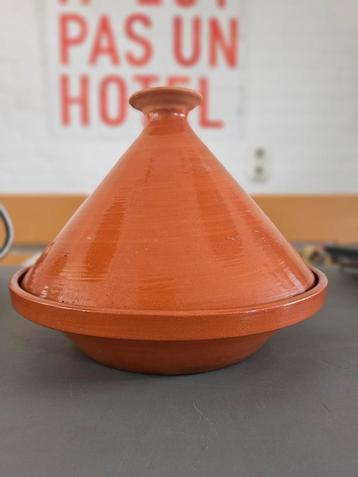 Tajine 30cm  terracotta  beschikbaar voor biedingen