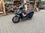 Piaggio Beverly 350, Particulier, ABS, Minimaal motorrijbewijs A2, 1 cilinder