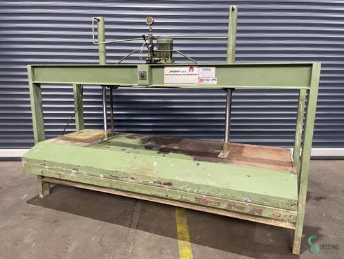 Fineerpersen Orma P 25/2, Zakelijke goederen, Machines en Bouw | Houtbewerking