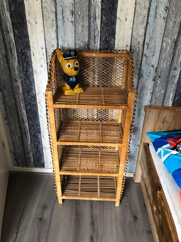 Rotan kastje, Huis en Inrichting, Kasten | Overige, Gebruikt, Ophalen