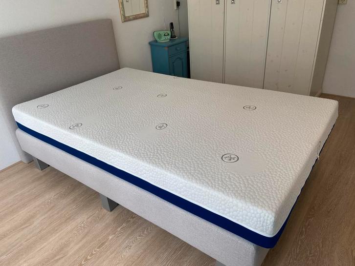 Zo goed als nieuw !Traagschuim matras ! Van Vegro 120/200, Huis en Inrichting, Slaapkamer | Matrassen en Bedbodems, Zo goed als nieuw