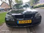 BMW 3-Serie 2.0 I 318 2008 Zwart, Auto's, BMW, Zwart, Origineel Nederlands, Handgeschakeld, Particulier